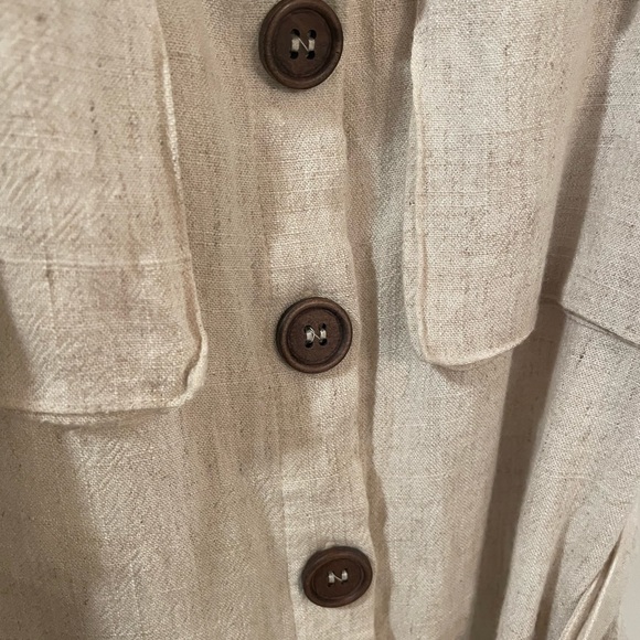 Allie Rose Linen Romper, Size L - Picture 3 of 6